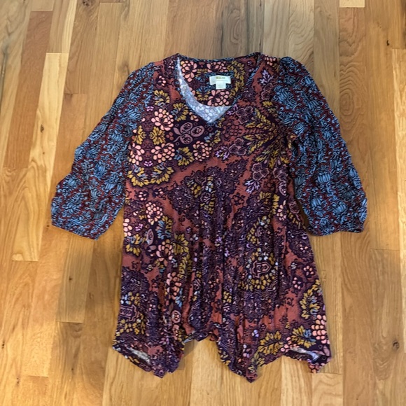Maeve Tops - Loose-fitting Flowy Top
